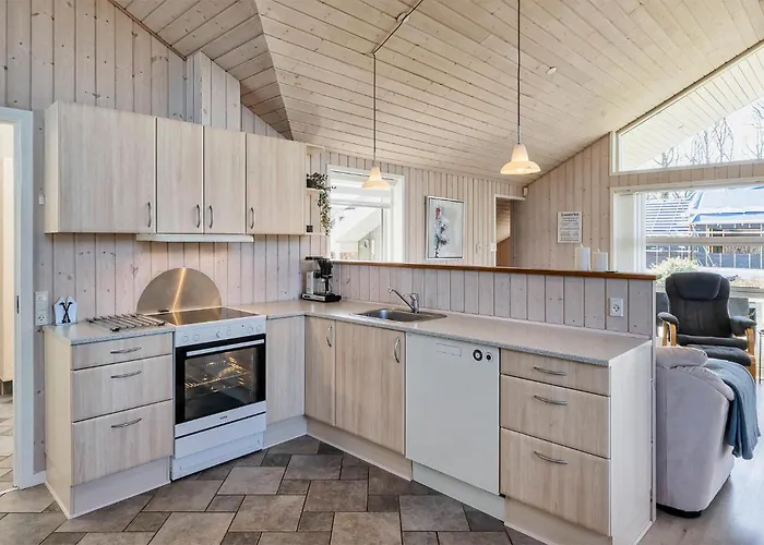 Cozy In With Sauna Сasa de vacaciones *